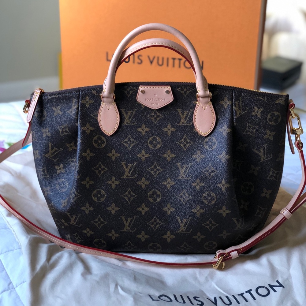 Louis Vuitton Turenne Monogram Shoulder Bag